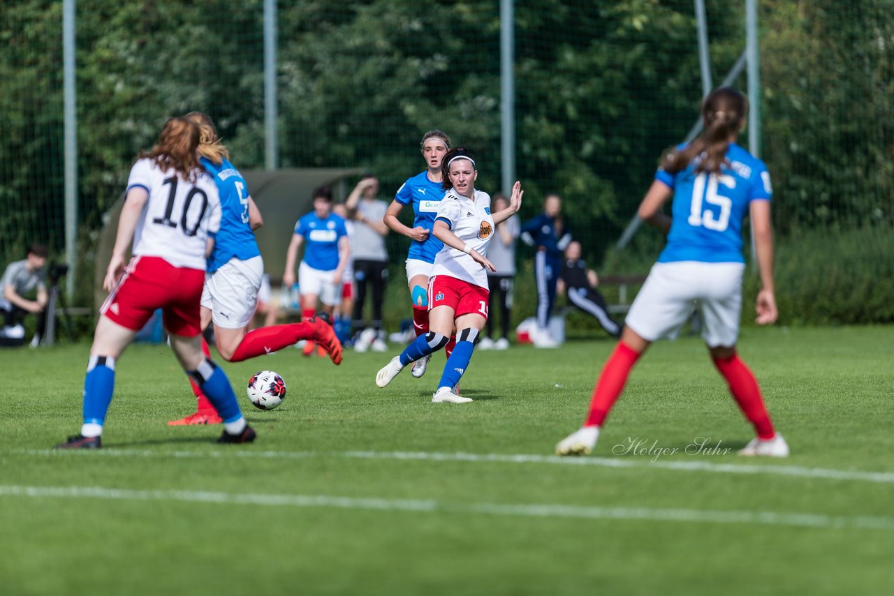 Bild 315 - wBJ Hamburger SV - Holstein Kiel : Ergebnis: 2:0